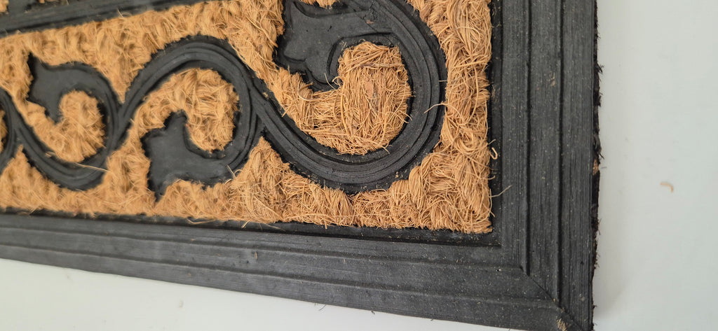 HALFROUND FENCE PATTERN - MOULDED NON-BRUSH MAT NATURAL