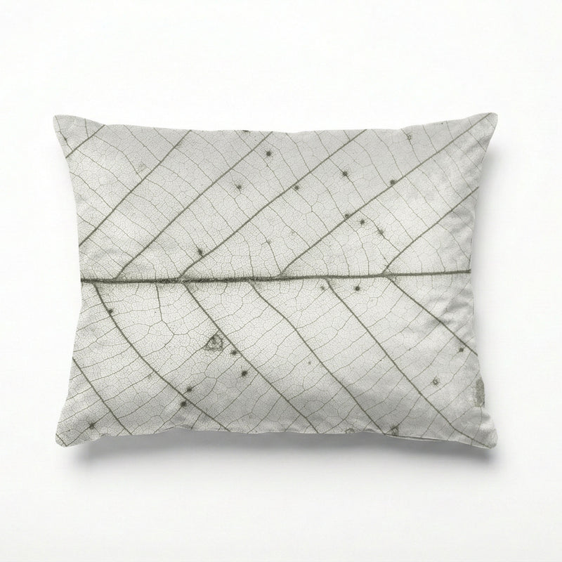 SKELETON LEAF SCATTER CUSHION