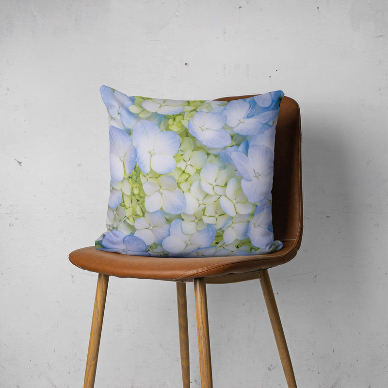 HYDRANGEA BLUE SCATTER CUSHION