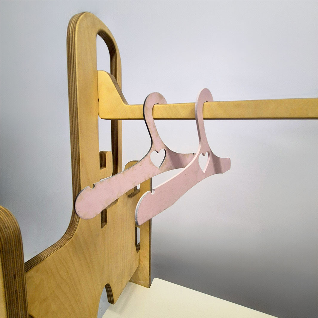 KIDS CLOTHING RACK