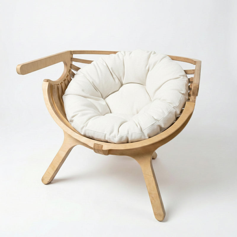 CUDDLE CHAIR WITH CUSHION