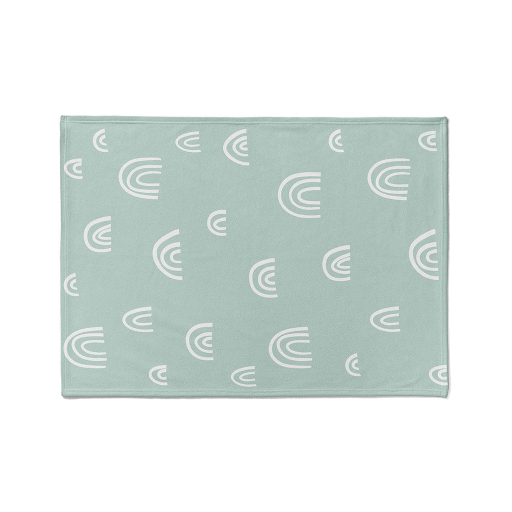 KIDS RAINBOW SCATTERED PATTERN FLEECE BLANKET