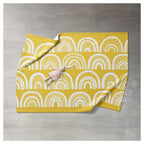 KIDS WHITE RAINBOW PATTERN FLEECE BLANKET