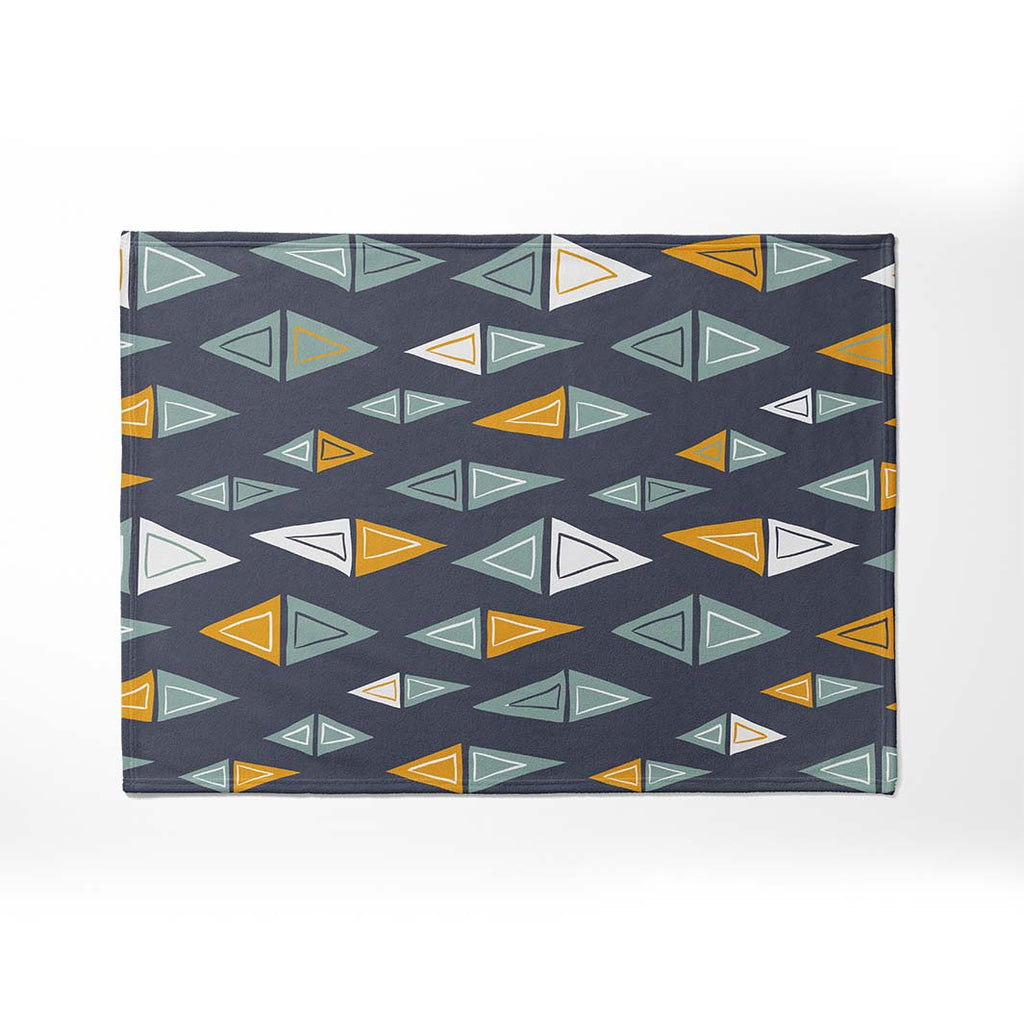 KIDS BLUE DIAMOND GEO PATTERN FLEECE BLANKET