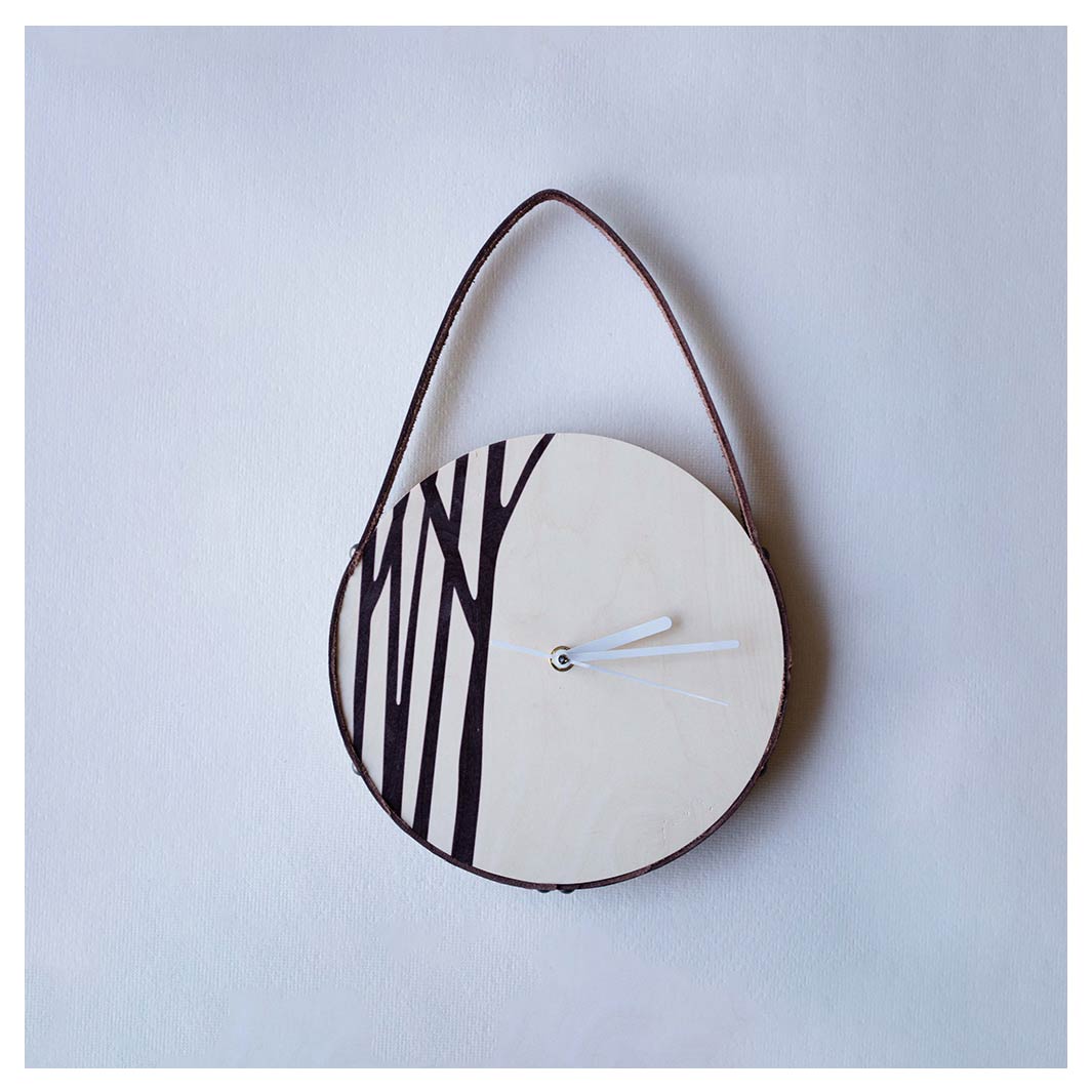 BROWN TREE SILHOUETTE NORDIC CLOCK