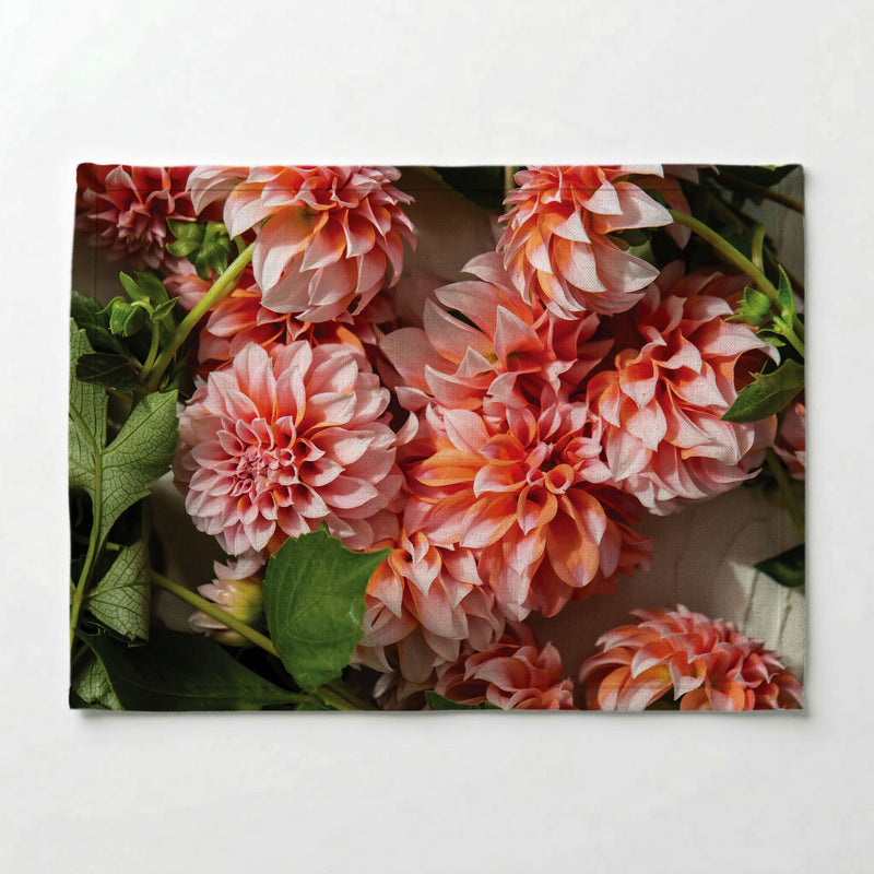 FLORAL ORANGE SCATTERED DAHLIAS WITH LEAVES PLACEMAT
