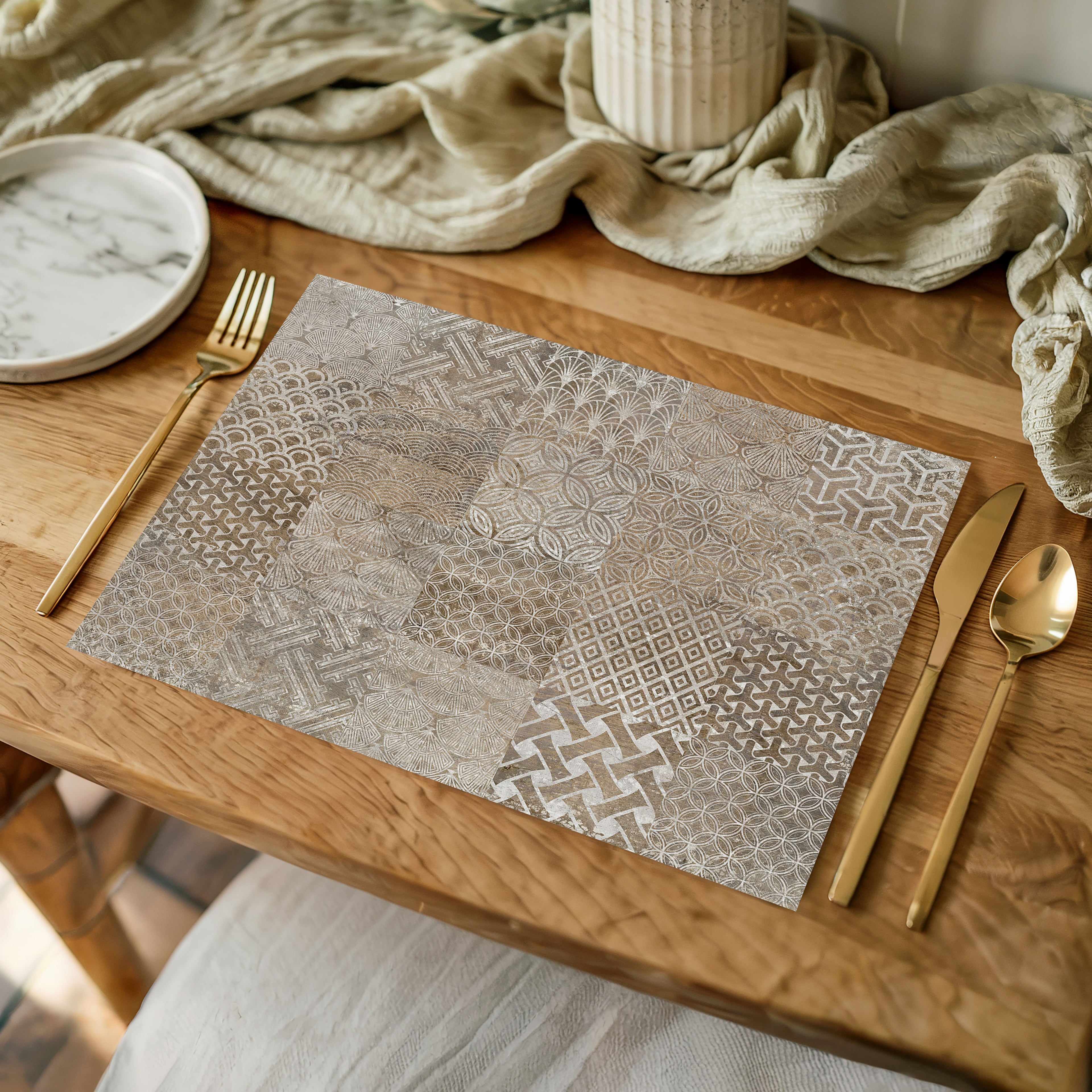 PATTERN BROWN MODERN TILE NATURAL PLACEMAT