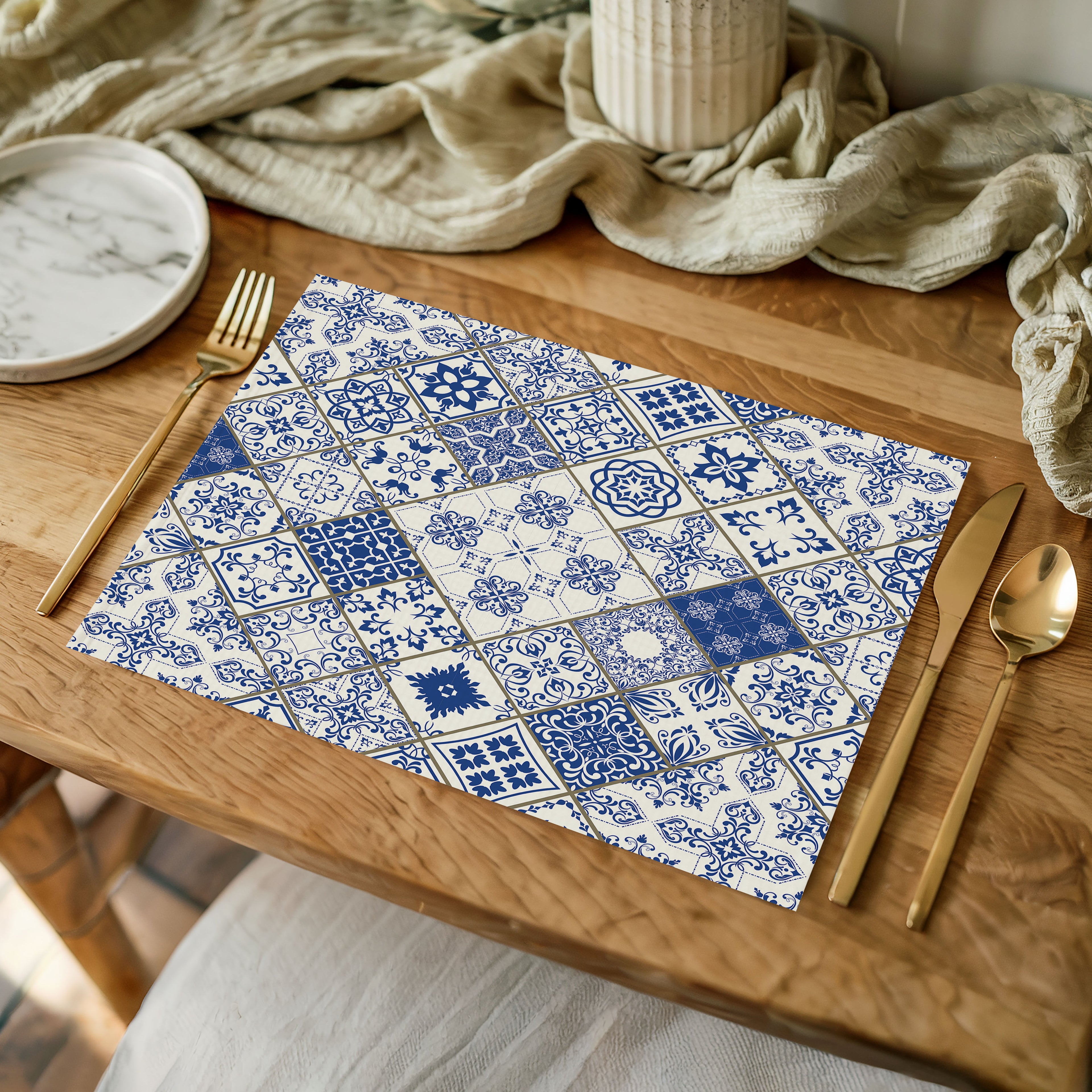 PATTERN BLUE DIAMOND LISBON PLACEMAT