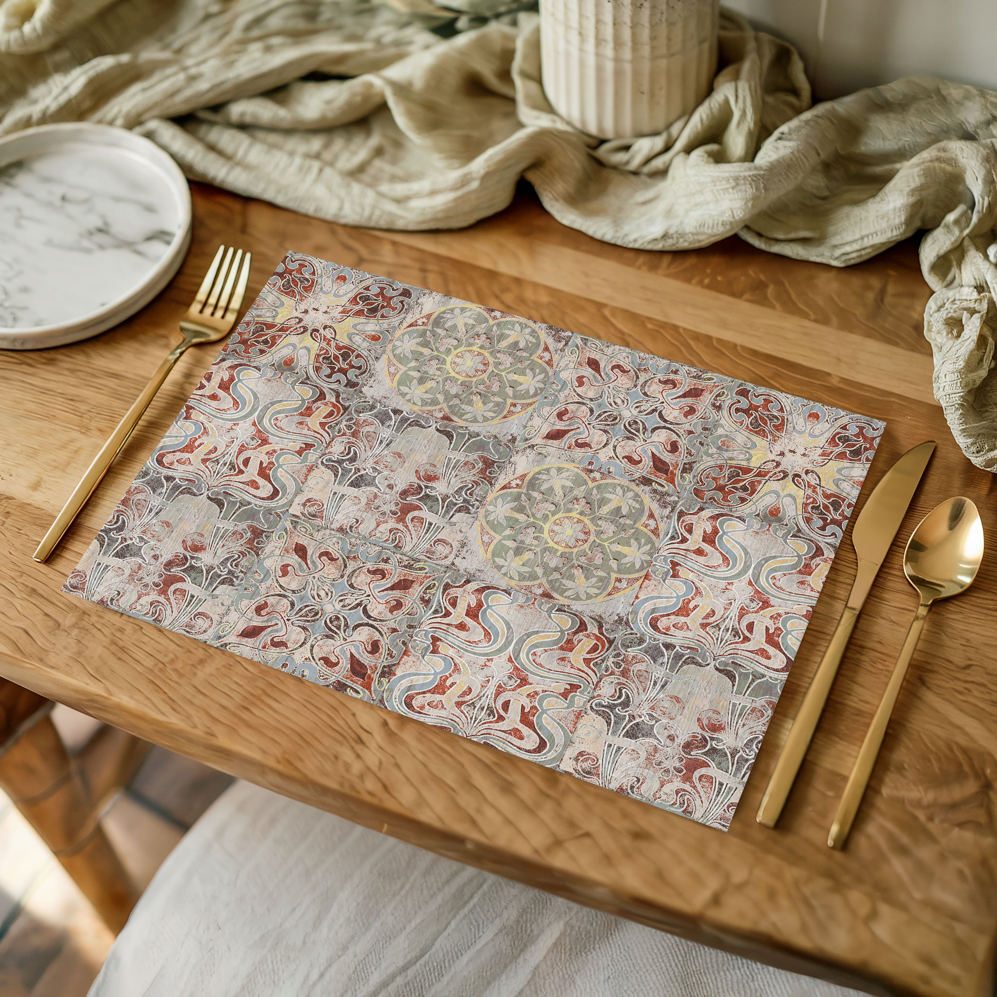 ANTIQUE FADED MOROCCAN TILE PLACEMAT