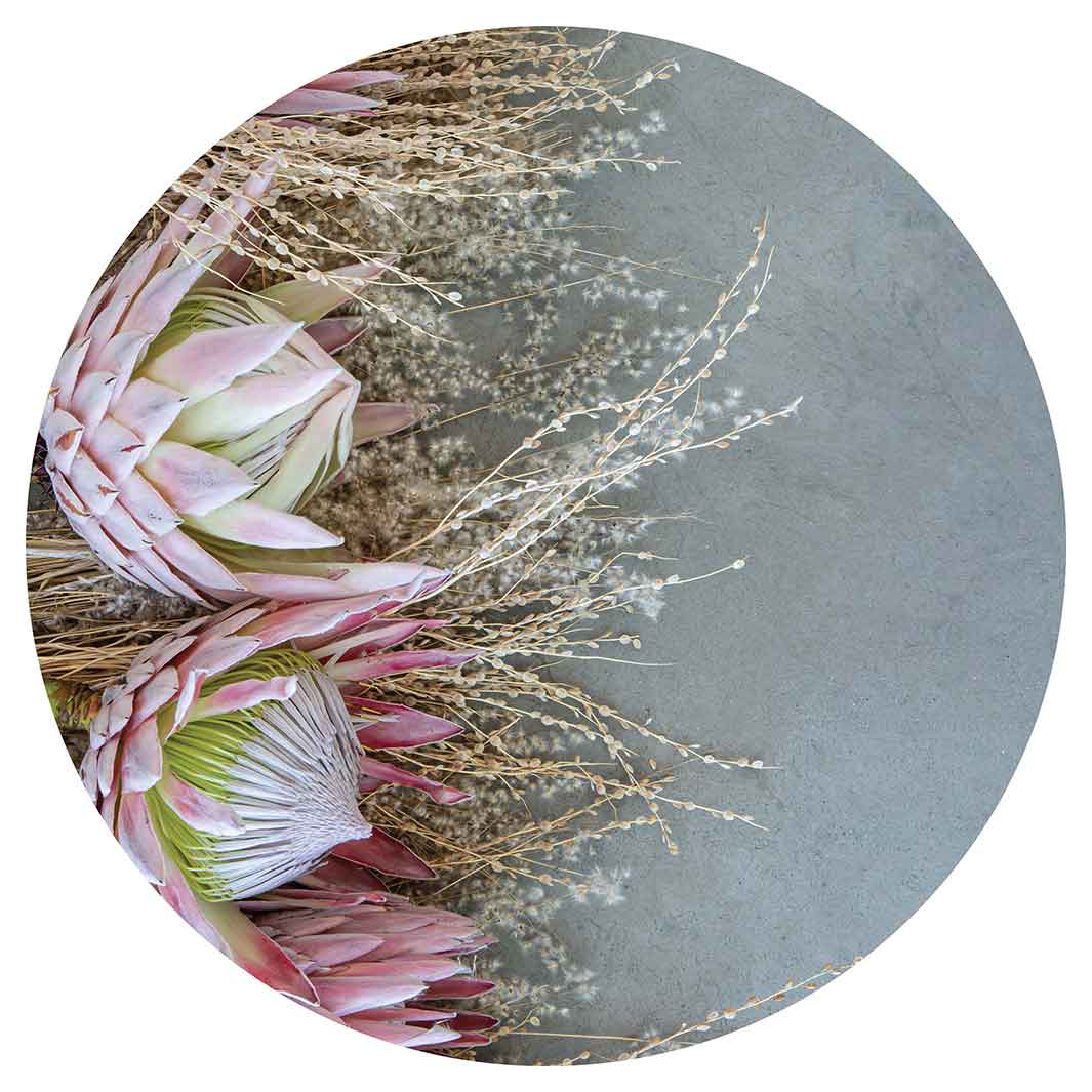 FLORAL DEEP PINK KING PROTEA CHEESEBOARD