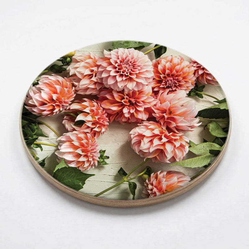 FLORAL ORANGE SCATTERED DAHLIAS WITH LEAVES CHEESEBOARD