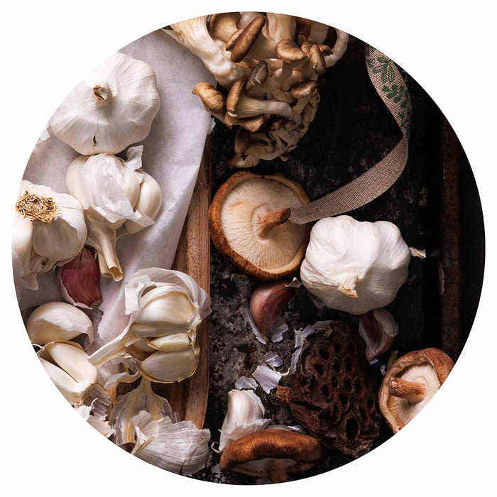 MUSHROOM AND GARLIC SERVING BOARD