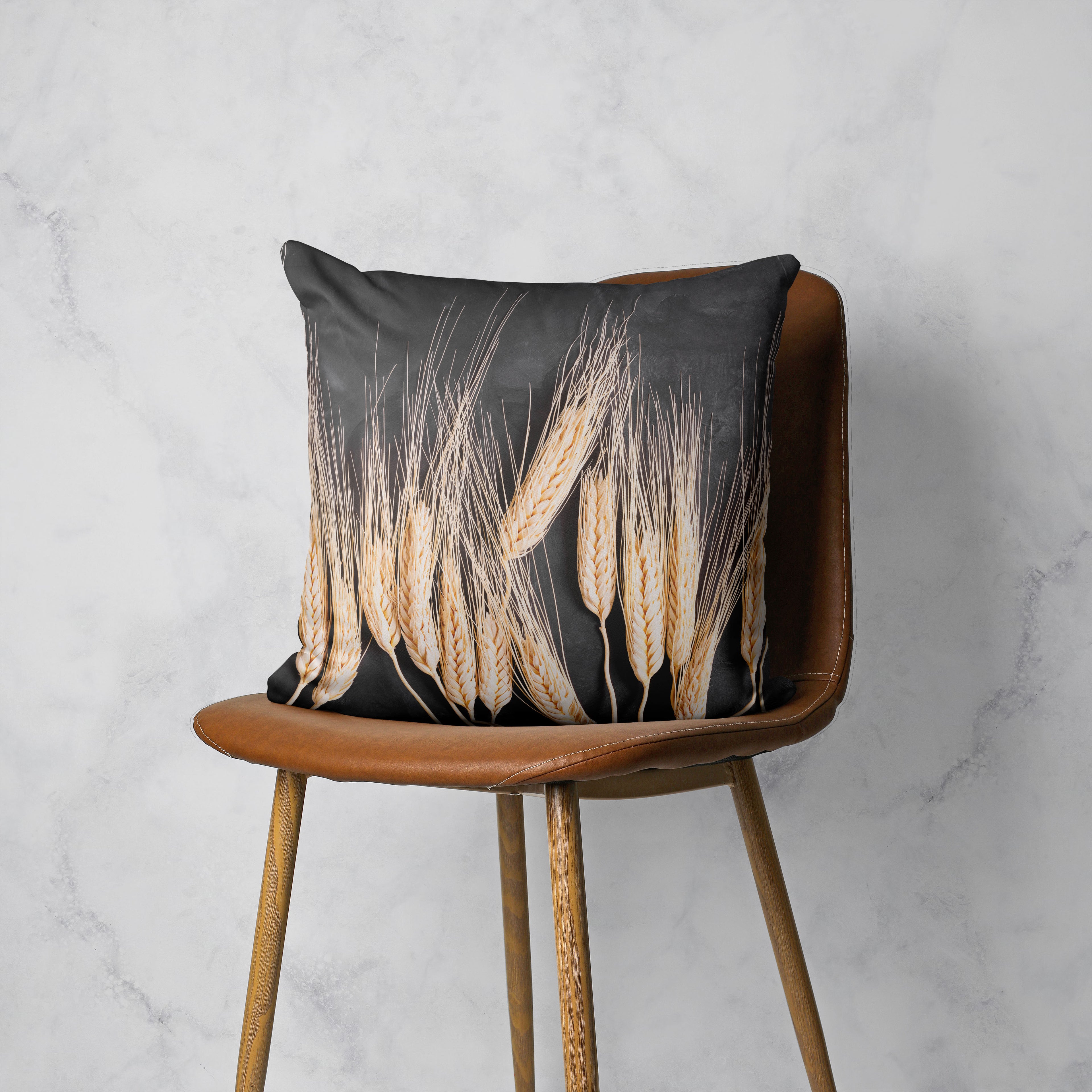 SCATTERED WHEAT ON BLACK SCATTER CUSHION