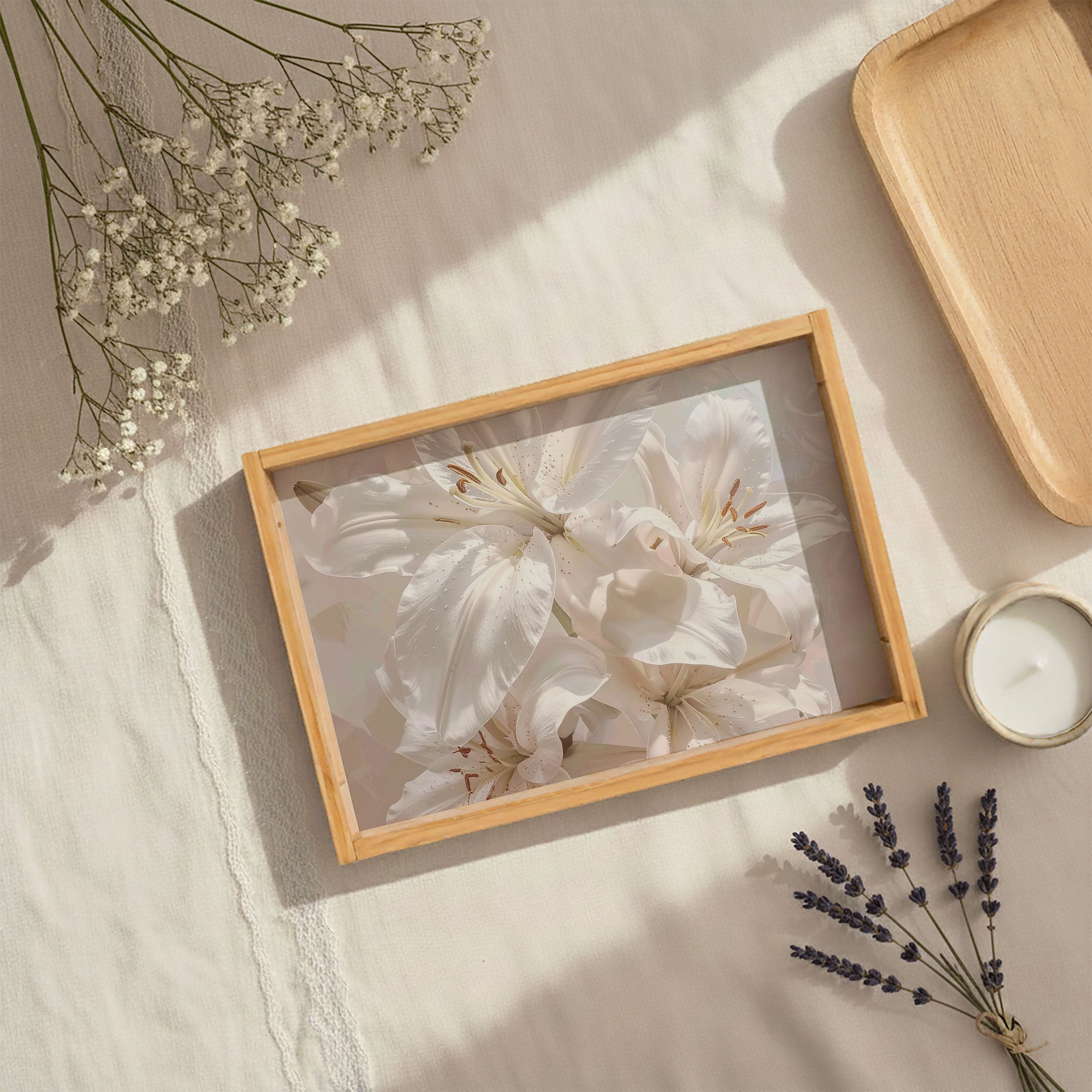 WHITE LILY TEA TRAY