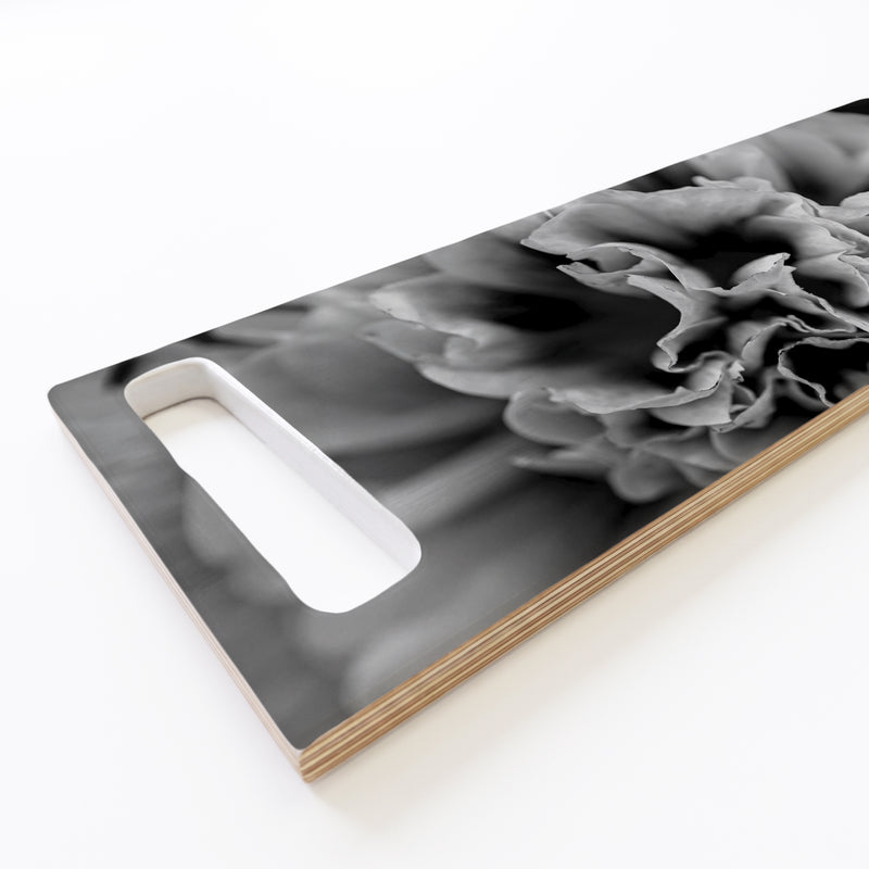 BLACK AND WHITE PEONY DOUBLE HANDLE SERVING BOARD