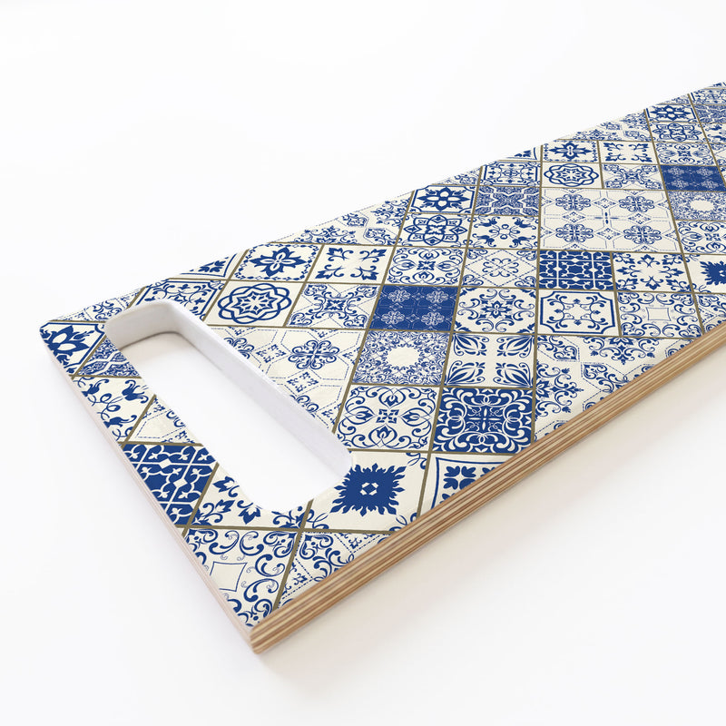 BLUE DIAMOND LISBON PATTERN DOUBLE HANDLE SERVING BOARD