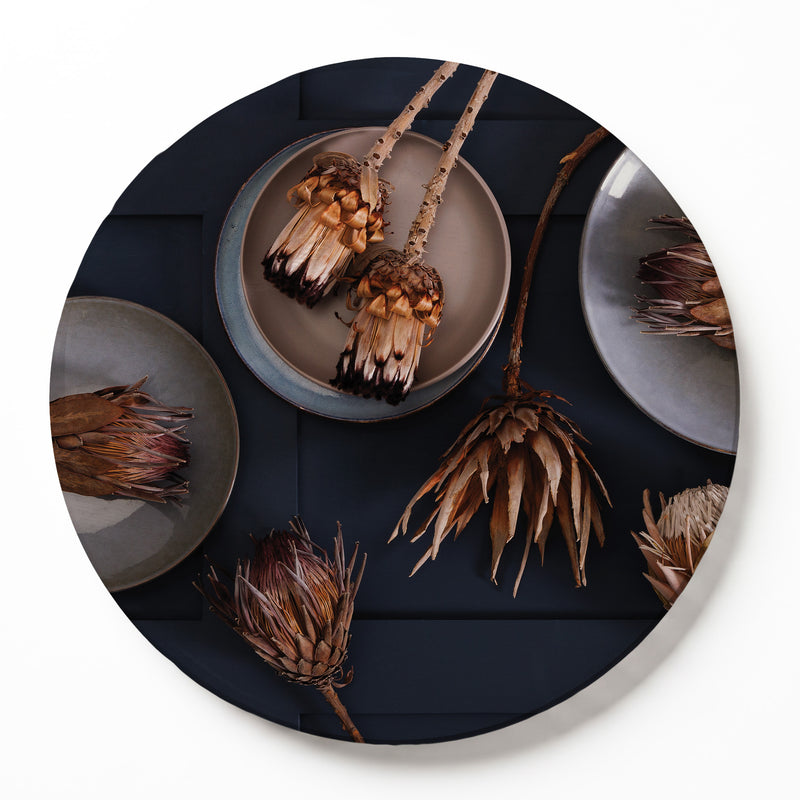 GOLDEN PROTEAS AND PLATES ROUND SERVING BOARD