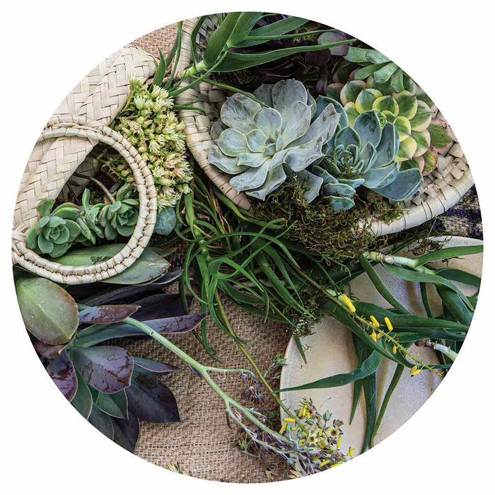 NATURAL GREEN ALOE BOUQUET IN BASKET ON HESSIAN MOUSEPAD