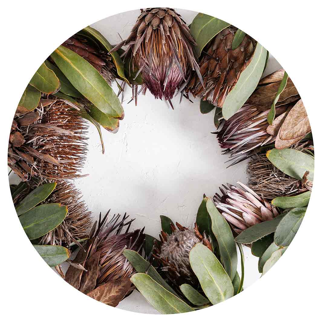 DRIED PROTEA ARRANGEMENT POT STAND