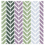 GEOMETRIC GREEN AND PURPLE CHEVRON PATTERN TABLECLOTH